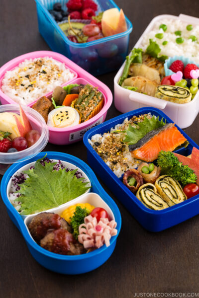 Various bento boxes for children.