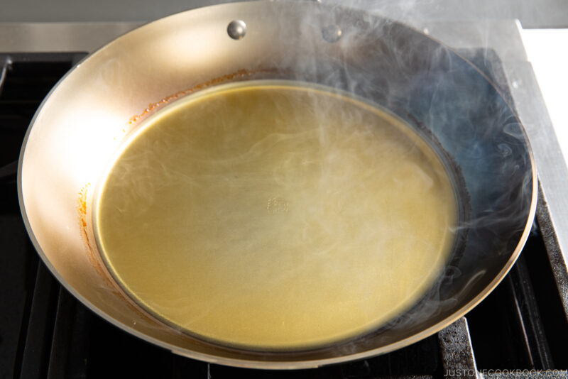 oil smoking in fry pan