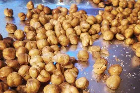 Perfectly Dry Roasted Chickpeas